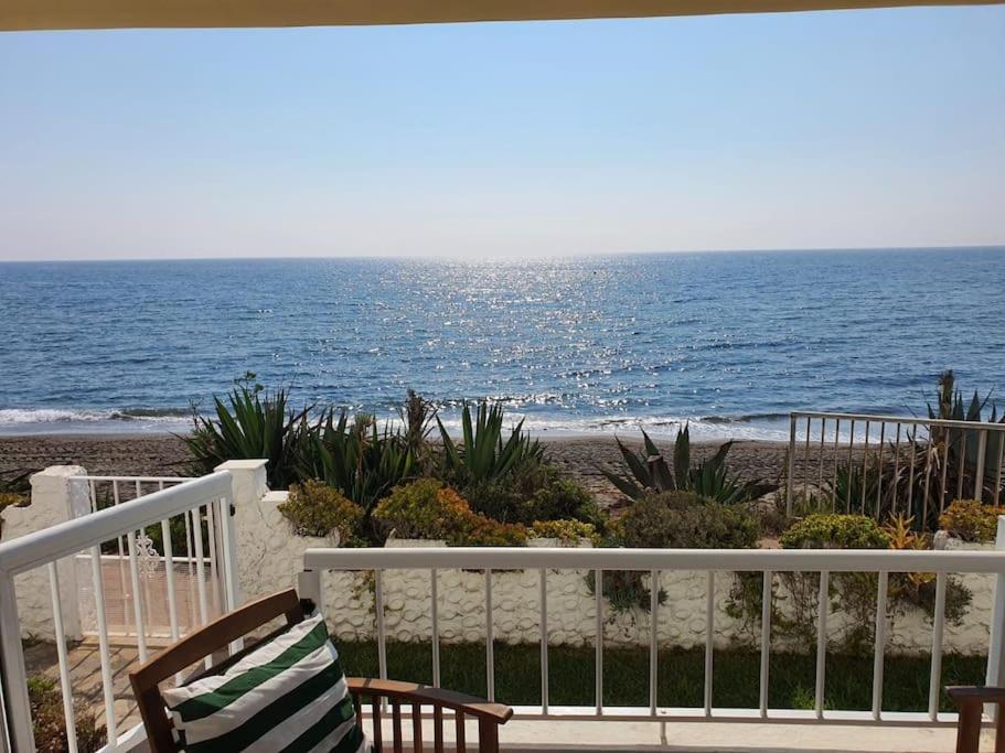 Front Mer - Sublime Appartement Moderne Et Confortable Estepona Exterior foto