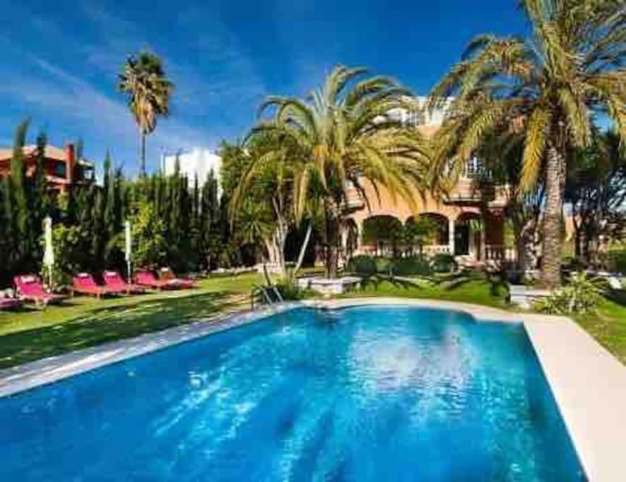 Front Mer - Sublime Appartement Moderne Et Confortable Estepona Exterior foto